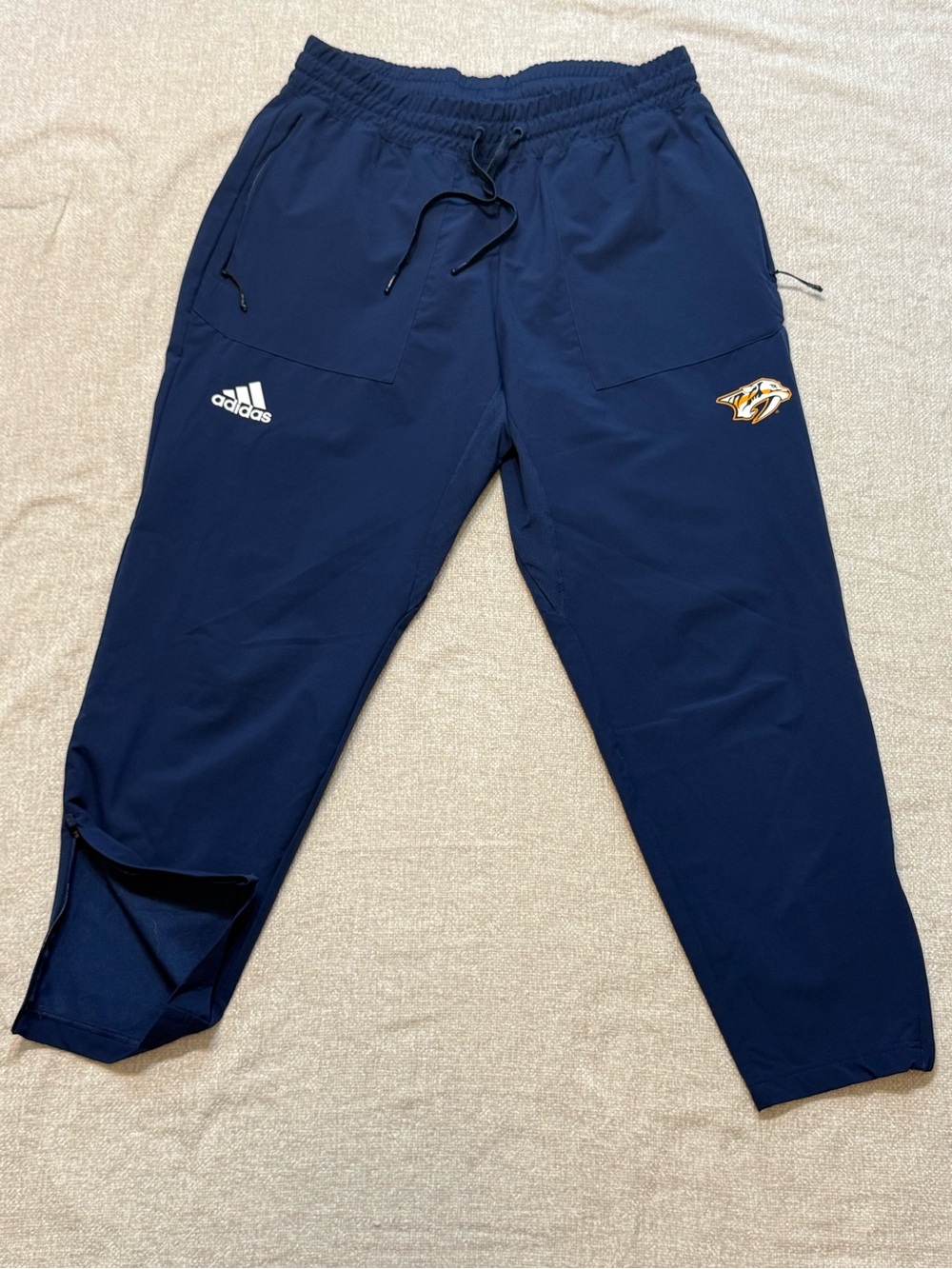Adidas Nashville Predators Woven Track Pants L Athleisure NHL Blue